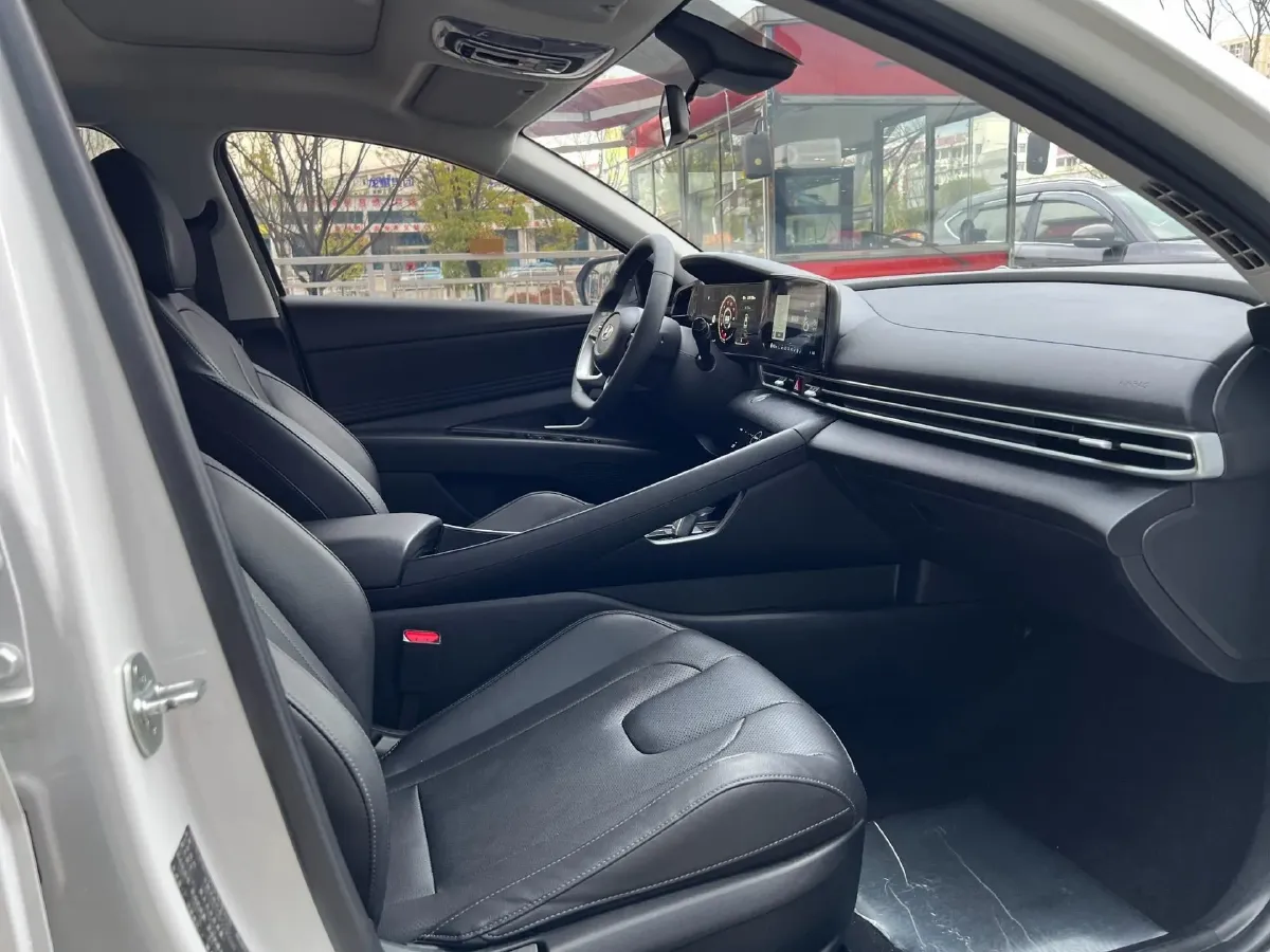 2023 Hyundai Elantra 1.5L 115HP L4 CVT,autocango,china used car exporter,china ev exporter,chinese used car exporter,chinese used ev exporter