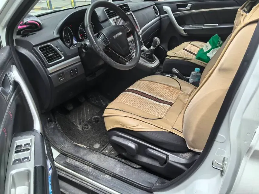 2019 Haval M6 1.5T 150HP L4 6MT,autocango,china used car exporter,china ev exporter,chinese used car exporter,chinese used ev exporter