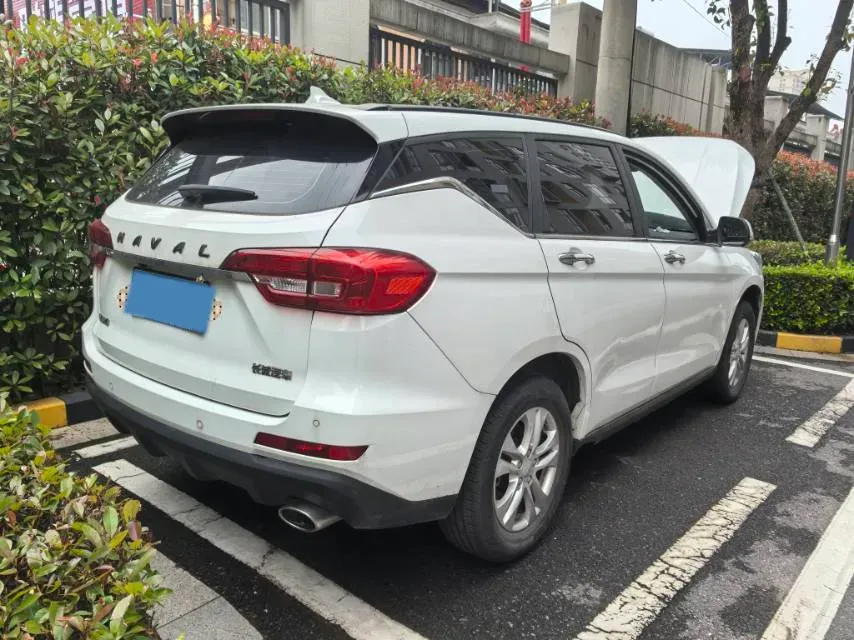 2019 Haval M6 1.5T 150HP L4 6MT,autocango,china used car exporter,china ev exporter,chinese used car exporter,chinese used ev exporter