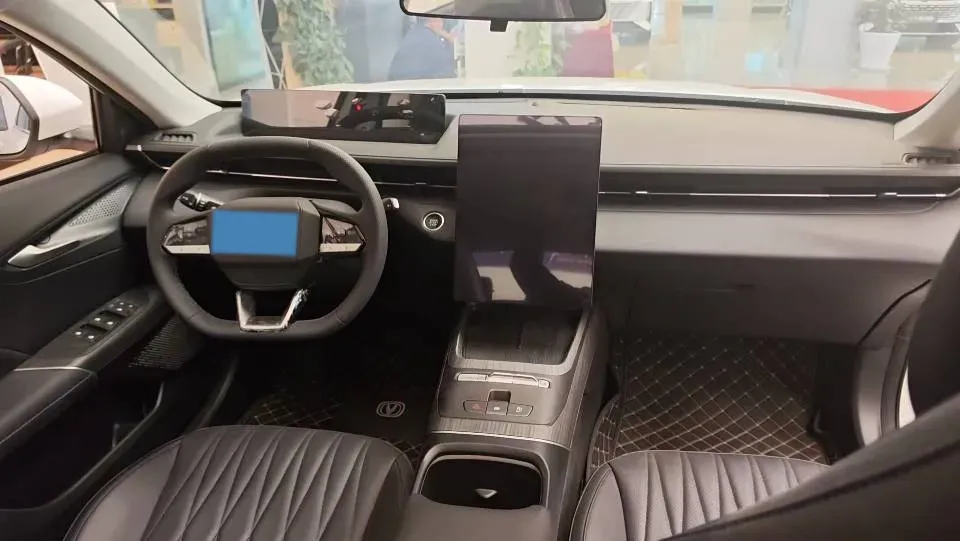 2025 ChangAn EadoPHEV 1.5L 98HP L4 E-CVT PHEV,autocango,china used car exporter,china ev exporter,chinese used car exporter,chinese used ev exporter
