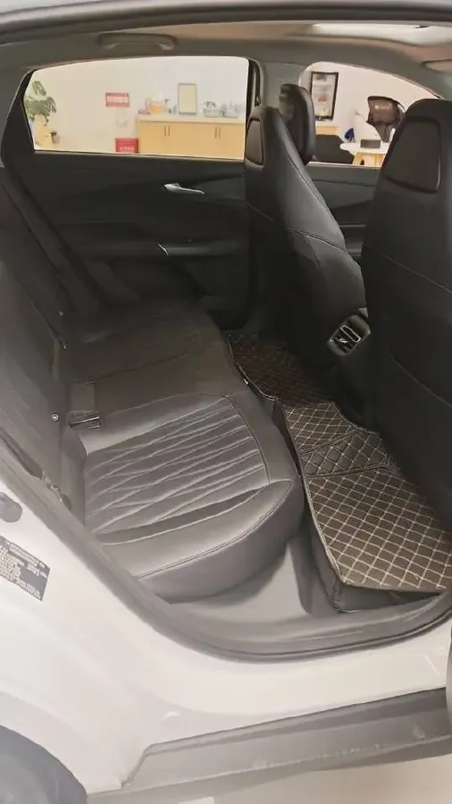 2025 ChangAn EadoPHEV 1.5L 98HP L4 E-CVT PHEV,autocango,china used car exporter,china ev exporter,chinese used car exporter,chinese used ev exporter