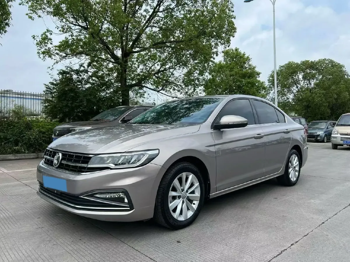 2019 Bestune T77 1.2T 143HP L4 7DCT,autocango,china used car exporter,china ev exporter,chinese used car exporter,chinese used ev exporter