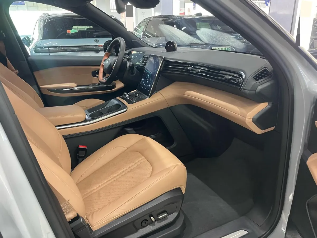 2020 Lexus NX 2.5L 155HP L4 E-CVT Hybrid,autocango,china used car exporter,china ev exporter,chinese used car exporter,chinese used ev exporter