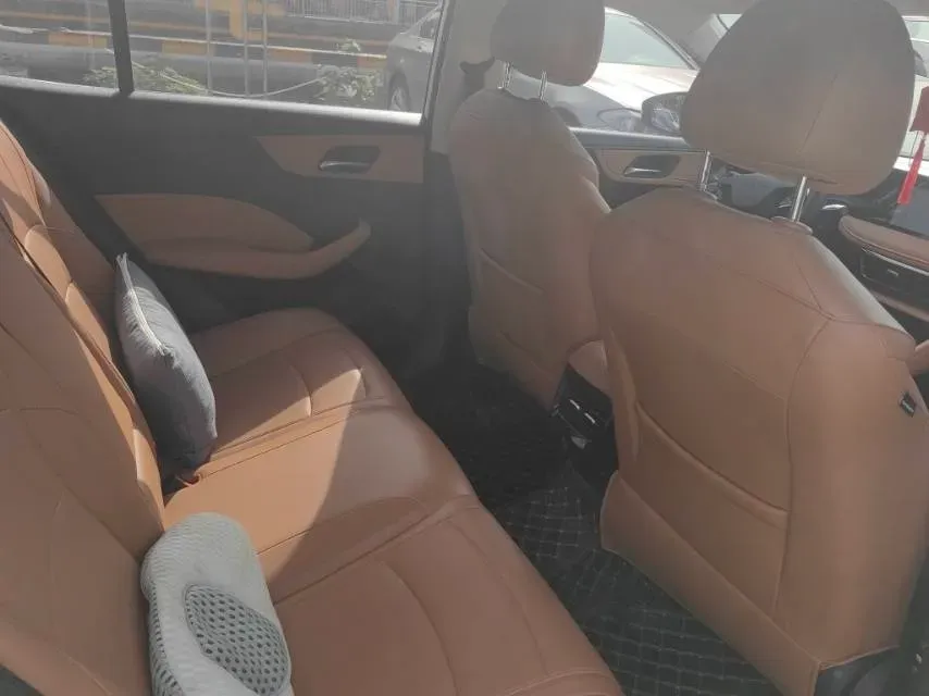 2023 Roewe i5 1.5L 129HP L4 CVT,autocango,china used car exporter,china ev exporter,chinese used car exporter,chinese used ev exporter