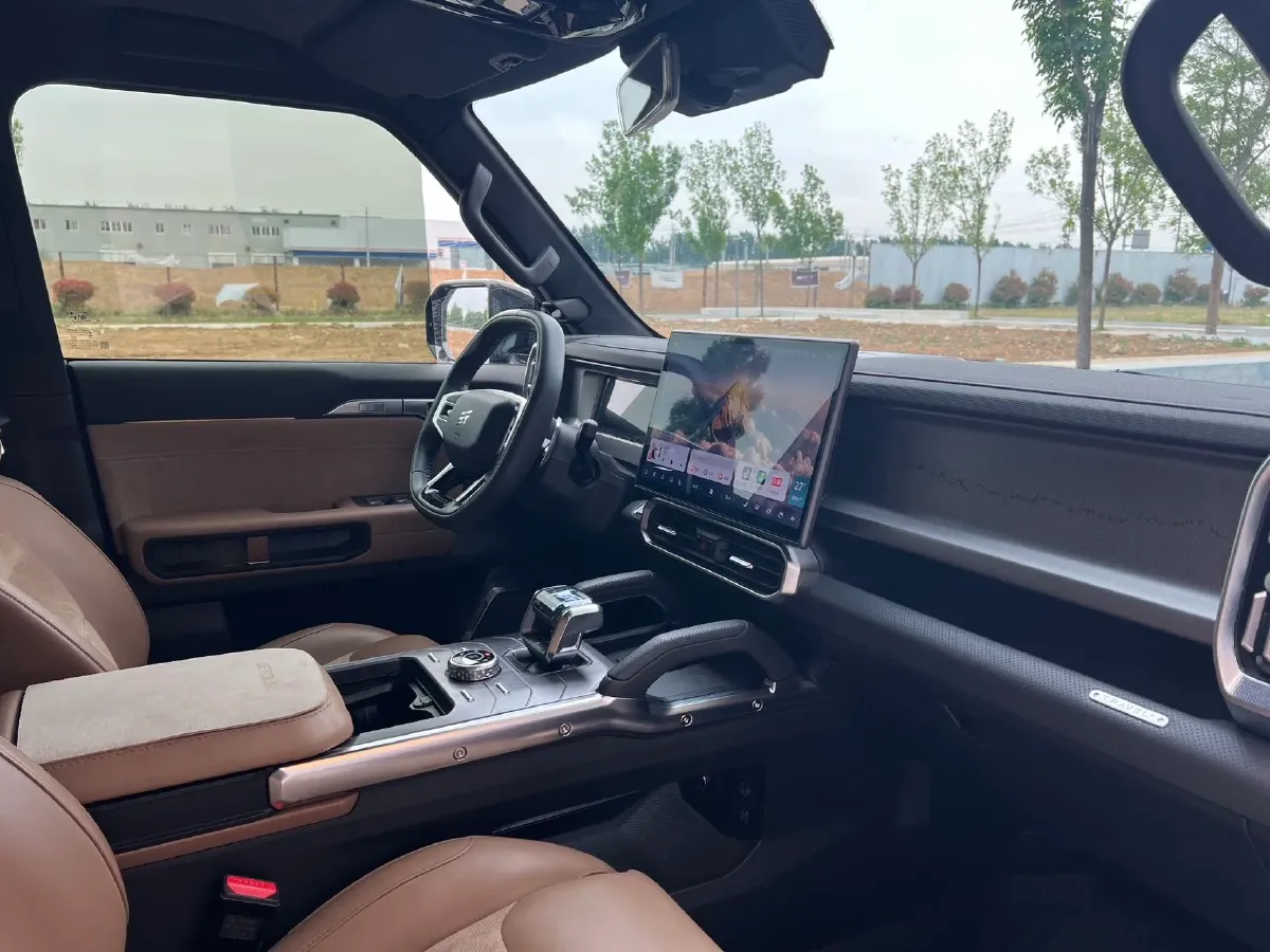 2023 Jetour Traveller 2.0T 254HP L4 8AT,autocango,china used car exporter,china ev exporter,chinese used car exporter,chinese used ev exporter
