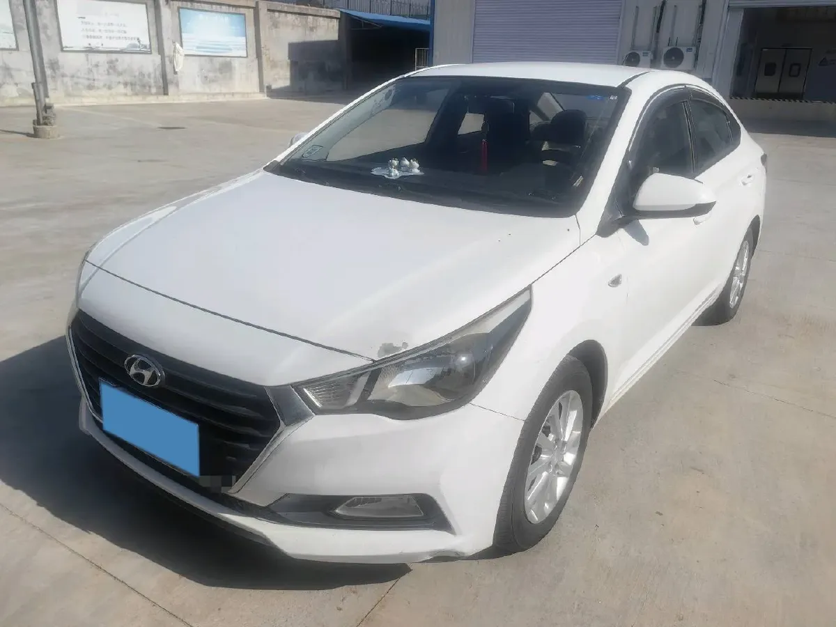 2016 Hyundai Verna 1.4L 100HP L4 6AT,autocango,china used car exporter,china ev exporter,chinese used car exporter,chinese used ev exporter