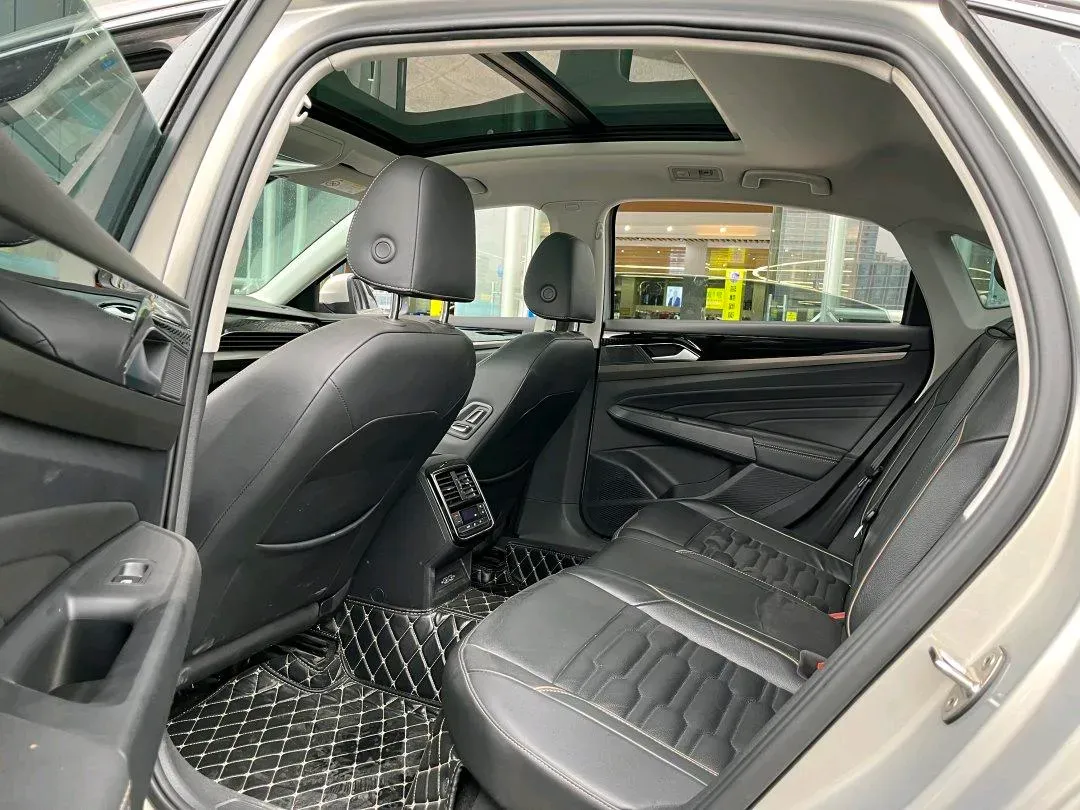 2019 Skoda Kodiak 2.0T 186HP L4 7DCT,autocango,china used car exporter,china ev exporter,chinese used car exporter,chinese used ev exporter