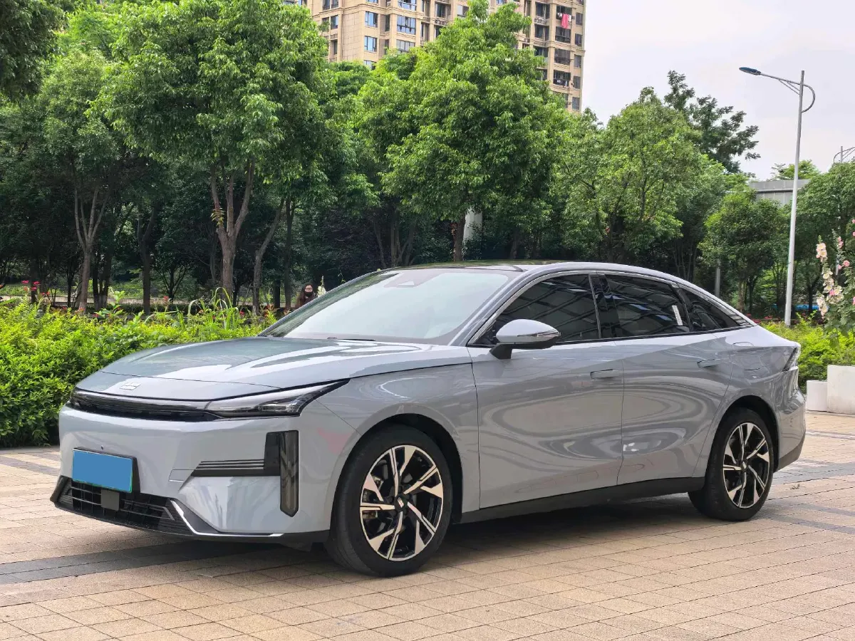 2023 Geely Galaxy L6 1.5T 163HP L4 3DHT PHEV,autocango,china used car exporter,china ev exporter,chinese used car exporter,chinese used ev exporter