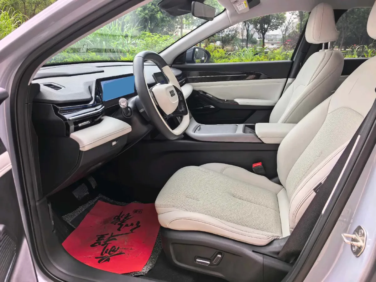 2023 Geely Galaxy L6 1.5T 163HP L4 3DHT PHEV,autocango,china used car exporter,china ev exporter,chinese used car exporter,chinese used ev exporter