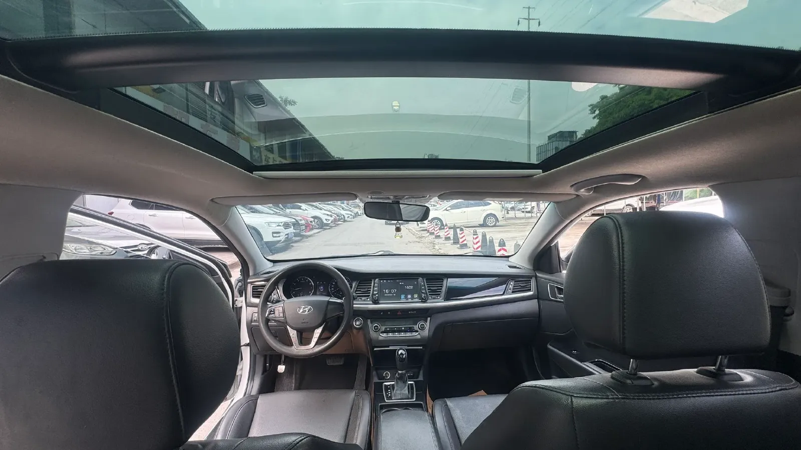 2019 Hyundai Mistra 1.8L 143HP L4 6AT,autocango,china used car exporter,china ev exporter,chinese used car exporter,chinese used ev exporter