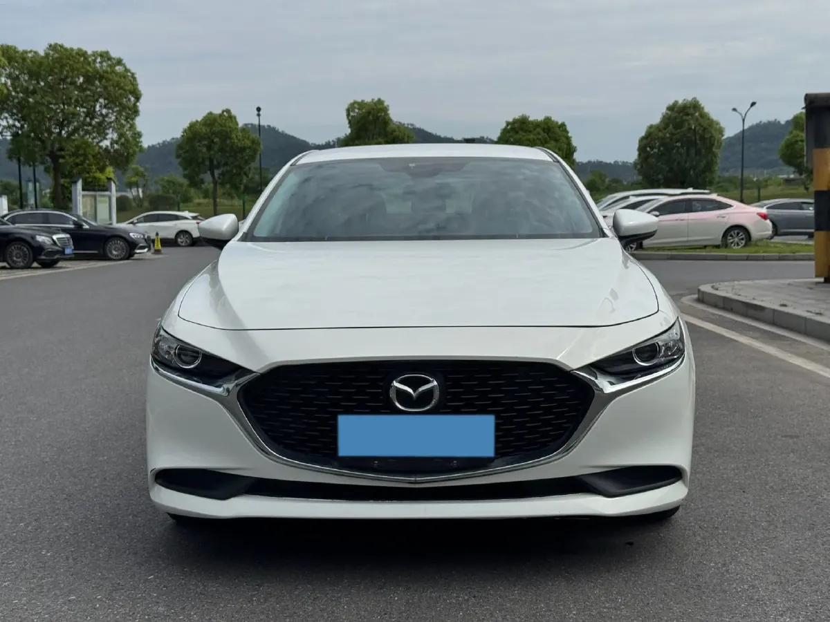 2020 Mazda 3 Axela 1.5L 117HP L4 6AT,autocango,china used car exporter,china ev exporter,chinese used car exporter,chinese used ev exporter