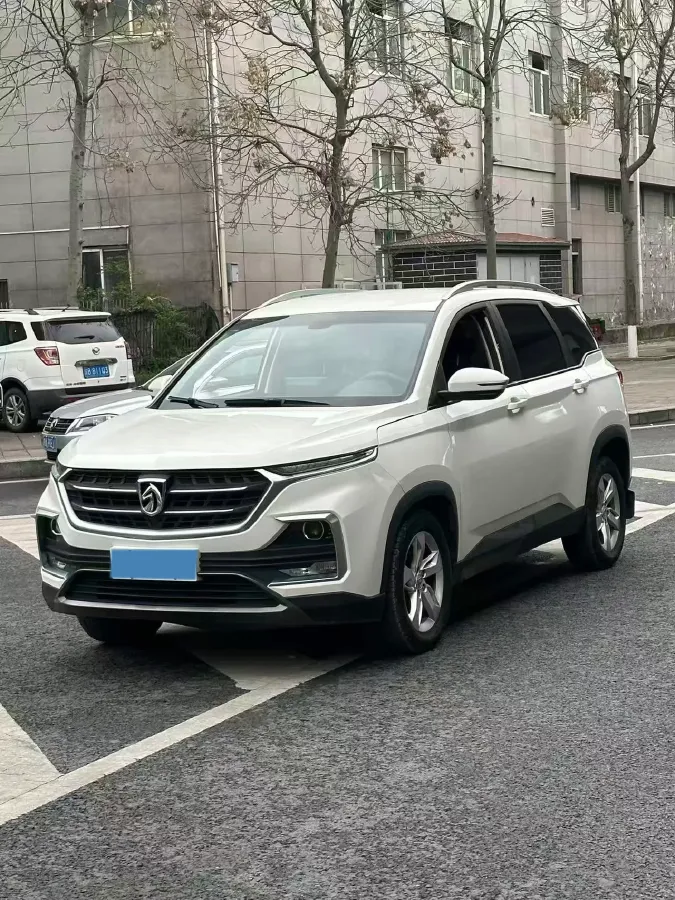 2019 BaoJun 530 1.5T 151HP L4 CVT,autocango,china used car exporter,china ev exporter,chinese used car exporter,chinese used ev exporter