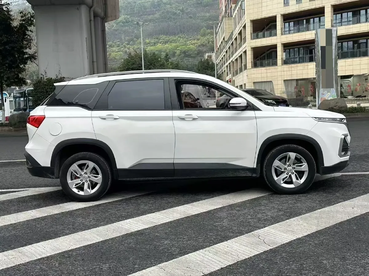 2019 BaoJun 530 1.5T 151HP L4 CVT,autocango,china used car exporter,china ev exporter,chinese used car exporter,chinese used ev exporter