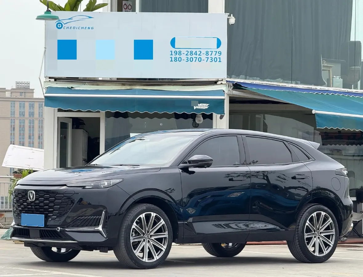 2021 ChangAn UNI-K 2.0T 233HP L4 8AT,autocango,china used car exporter,china ev exporter,chinese used car exporter,chinese used ev exporter