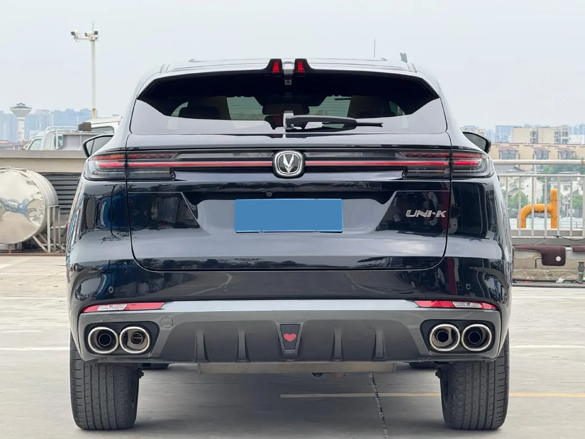 2021 ChangAn UNI-K 2.0T 233HP L4 8AT,autocango,china used car exporter,china ev exporter,chinese used car exporter,chinese used ev exporter
