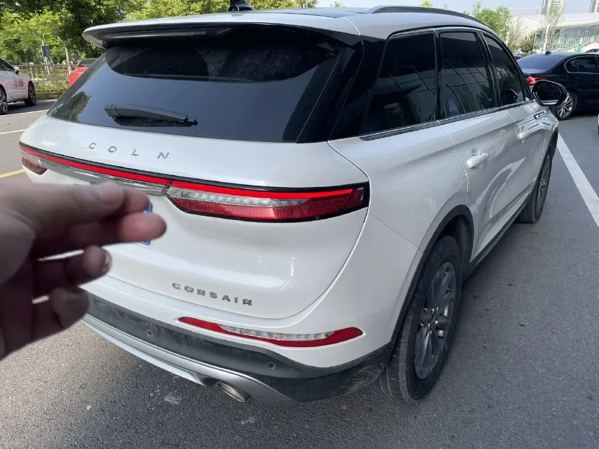 2021 Lincoln Corsair 2.0T 245HP L4 8AT,autocango,china used car exporter,china ev exporter,chinese used car exporter,chinese used ev exporter