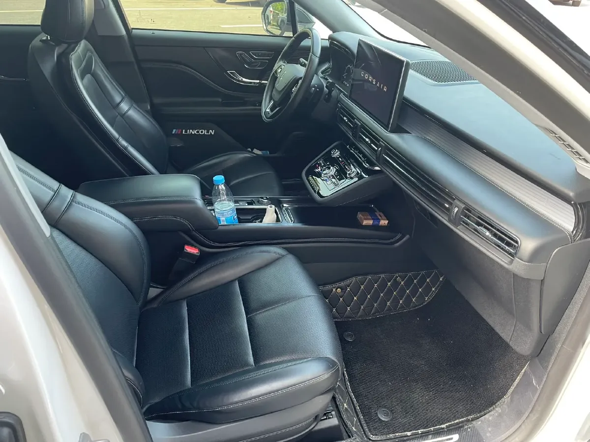 2021 Lincoln Corsair 2.0T 245HP L4 8AT,autocango,china used car exporter,china ev exporter,chinese used car exporter,chinese used ev exporter