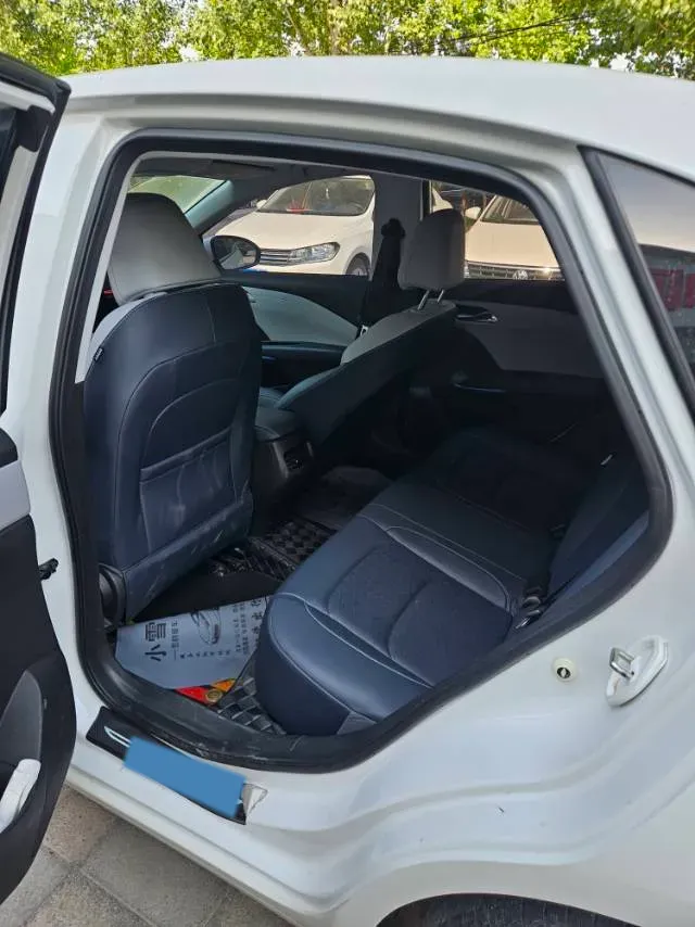 2023 Chevrolet Monza 1.5L 113HP L4 6DCT,autocango,china used car exporter,china ev exporter,chinese used car exporter,chinese used ev exporter