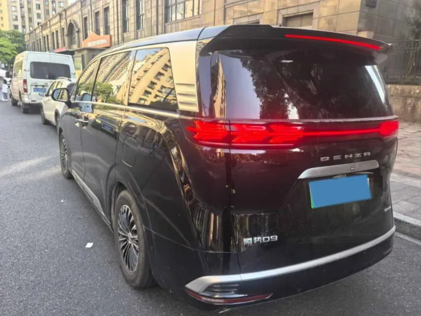 2024 Denza D9 1.5T 139HP L4 E-CVT PHEV 40KWH,autocango,china used car exporter,china ev exporter,chinese used car exporter,chinese used ev exporter