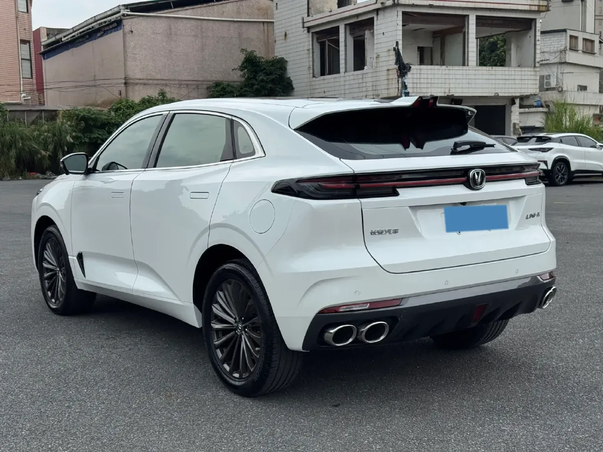 2021 ChangAn UNI-K 2.0T 233HP L4 8AT,autocango,china used car exporter,china ev exporter,chinese used car exporter,chinese used ev exporter