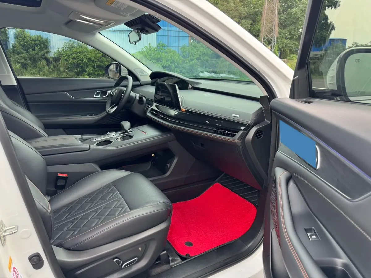 2021 ChangAn UNI-K 2.0T 233HP L4 8AT,autocango,china used car exporter,china ev exporter,chinese used car exporter,chinese used ev exporter