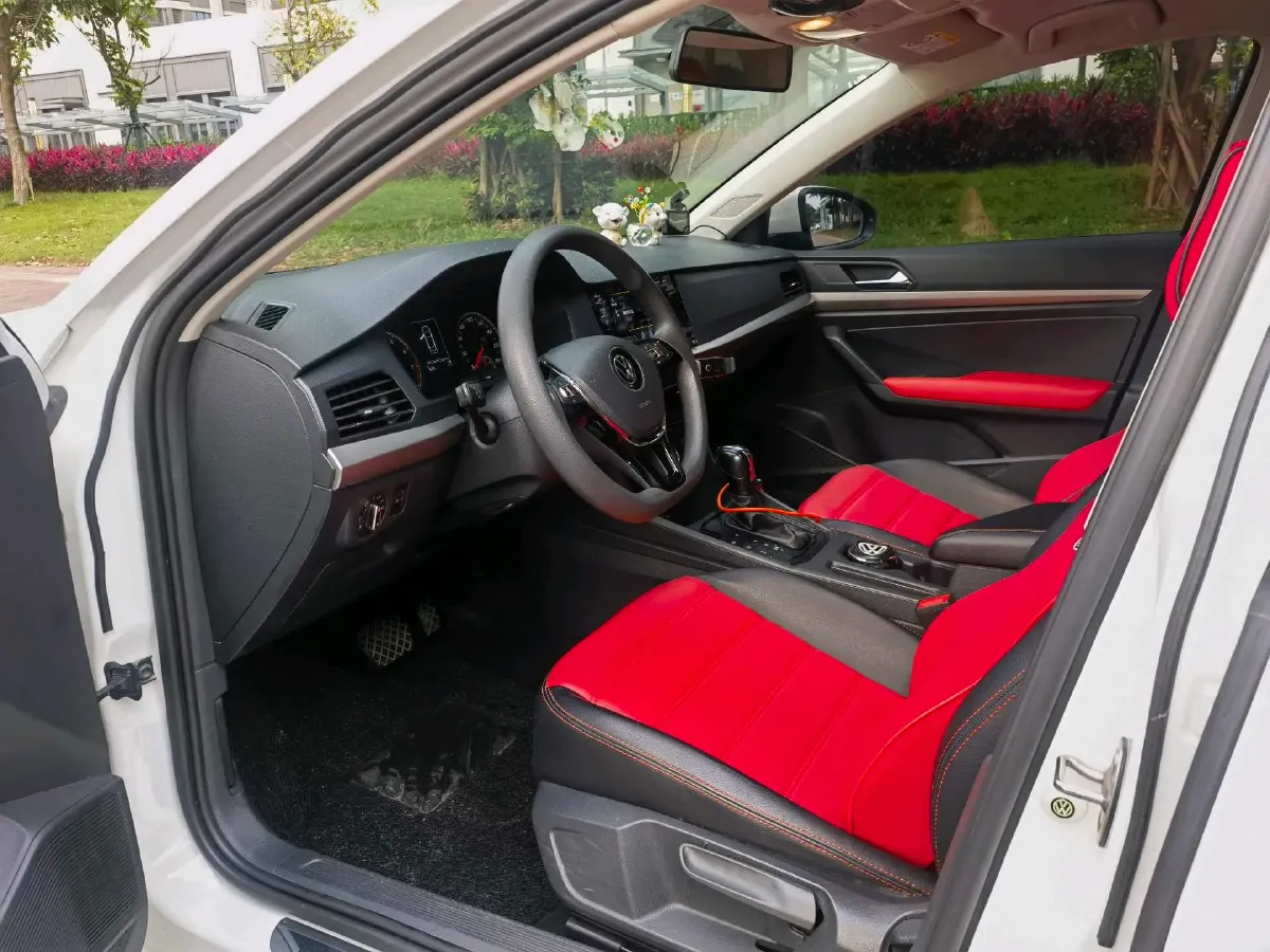 2021 Volkswagen Lavida 1.5L 113HP L4 6AT,autocango,china used car exporter,china ev exporter,chinese used car exporter,chinese used ev exporter