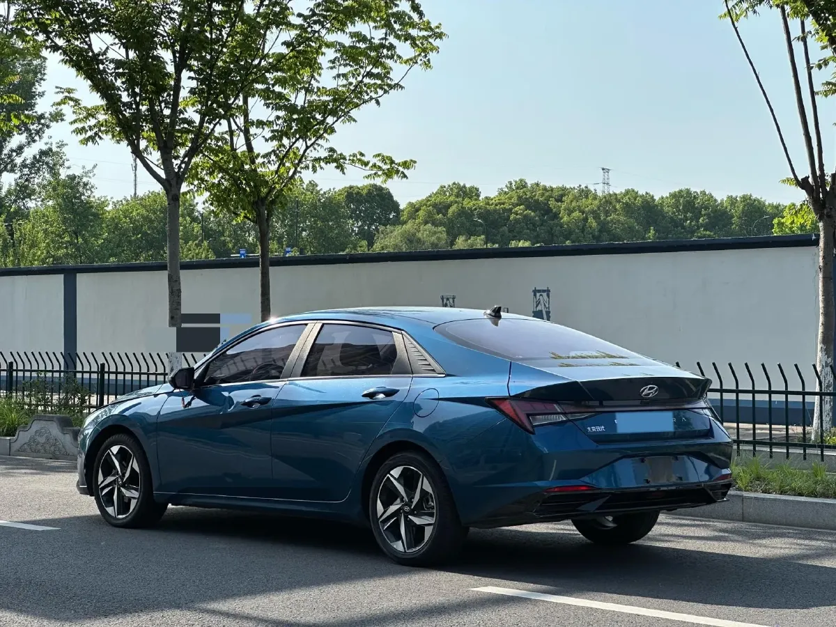 2021 Hyundai Elantra 1.5L 115HP L4 CVT,autocango,china used car exporter,china ev exporter,chinese used car exporter,chinese used ev exporter
