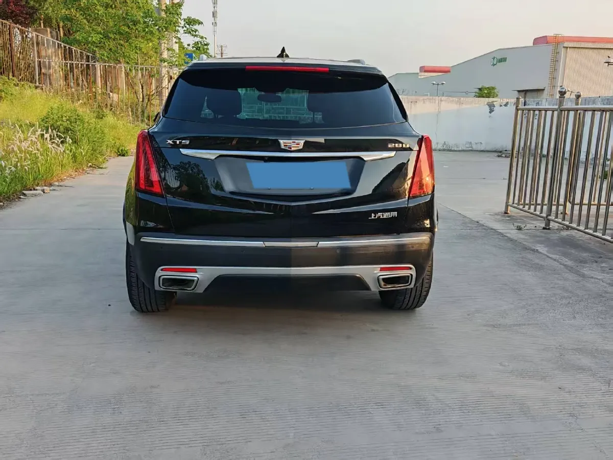 2020 Cadillac XT5 2.0T 237HP L4 9AT,autocango,china used car exporter,china ev exporter,chinese used car exporter,chinese used ev exporter