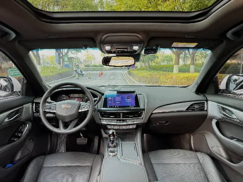 2022 Cadillac CT5 2.0T 237HP L4 10AT,autocango,china used car exporter,china ev exporter,chinese used car exporter,chinese used ev exporter
