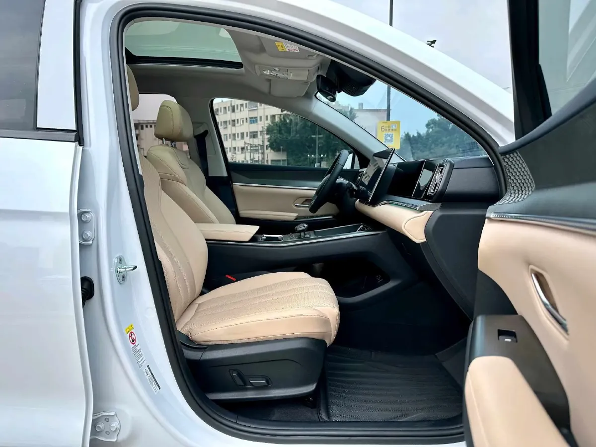 2025 BYD Song Pro 1.5L 101HP L4 E-CVT PHEV 18.3KWH,autocango,china used car exporter,china ev exporter,chinese used car exporter,chinese used ev exporter
