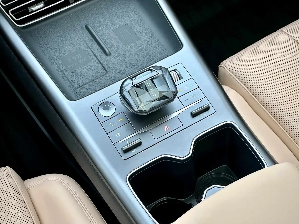 2025 BYD Song Pro 1.5L 101HP L4 E-CVT PHEV 18.3KWH,autocango,china used car exporter,china ev exporter,chinese used car exporter,chinese used ev exporter