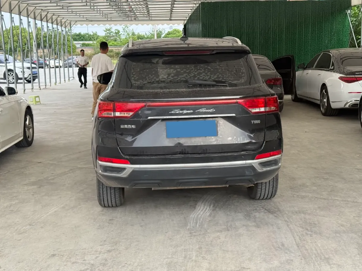 2018 Zotye T500 1.5T 156HP L4 5MT,autocango,china used car exporter,china ev exporter,chinese used car exporter,chinese used ev exporter