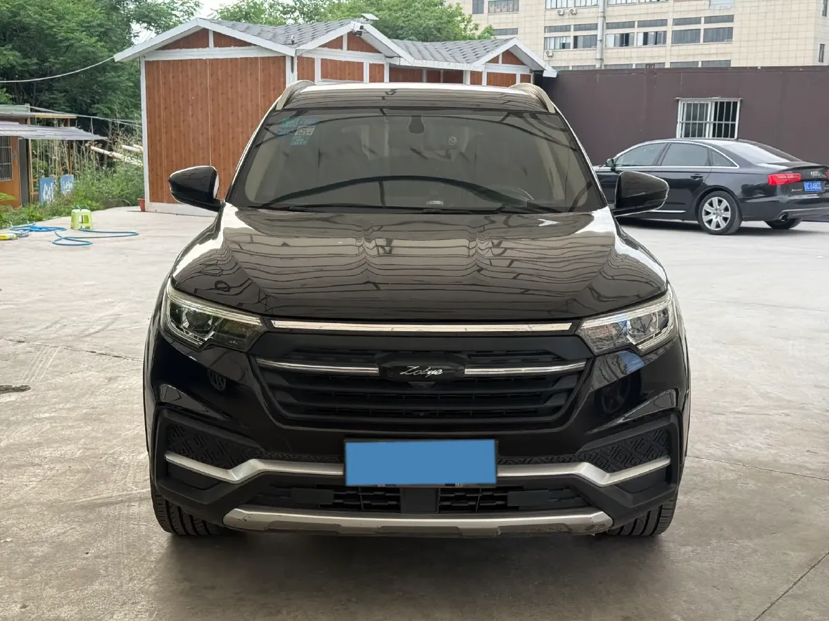 2018 Zotye T500 1.5T 156HP L4 5MT,autocango,china used car exporter,china ev exporter,chinese used car exporter,chinese used ev exporter