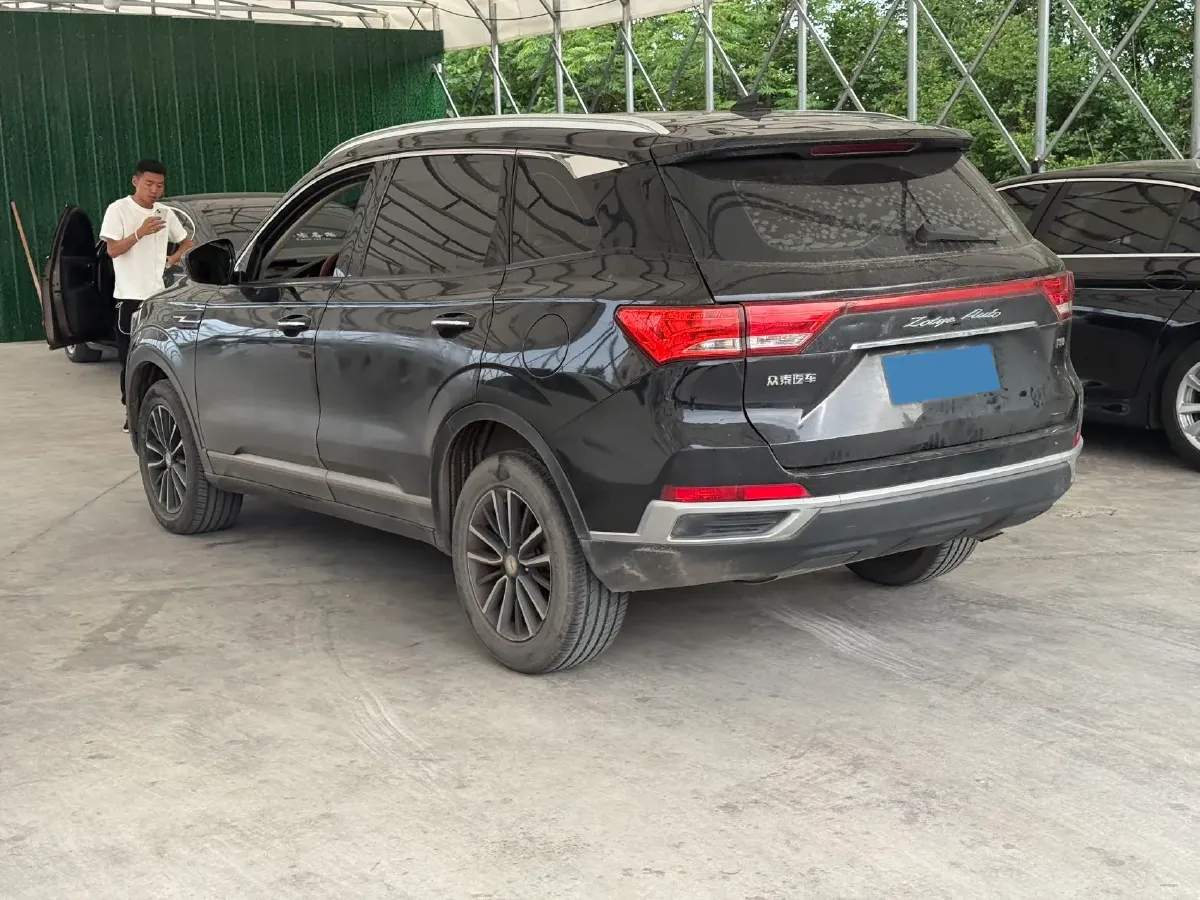 2018 Zotye T500 1.5T 156HP L4 5MT,autocango,china used car exporter,china ev exporter,chinese used car exporter,chinese used ev exporter