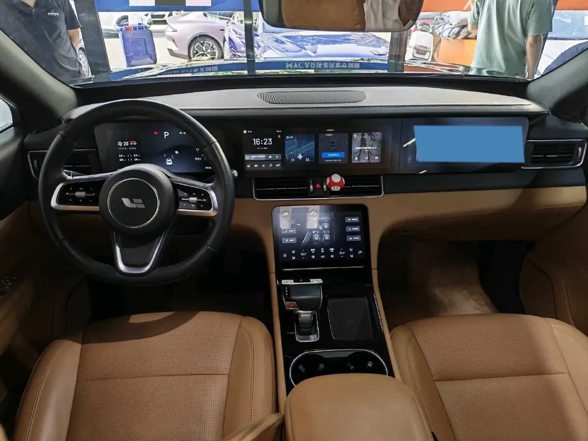 2021 Li ONE Range Extended 131HP REEV 40.5KWH,autocango,china used car exporter,china ev exporter,chinese used car exporter,chinese used ev exporter