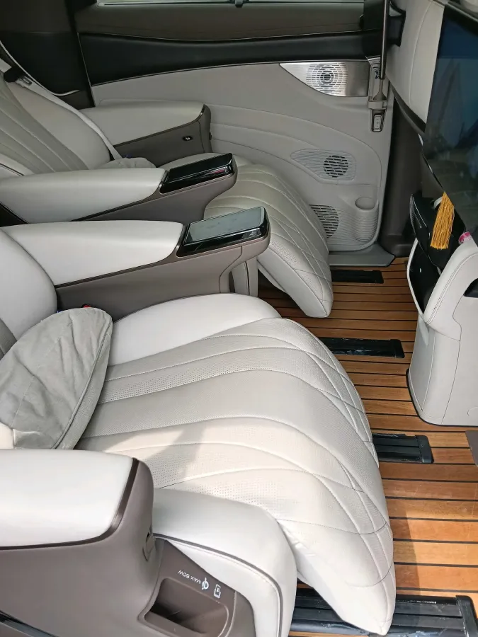 2022 Mercedes-Benz GLC Class 2.0T 197HP L4 9AT,autocango,china used car exporter,china ev exporter,chinese used car exporter,chinese used ev exporter