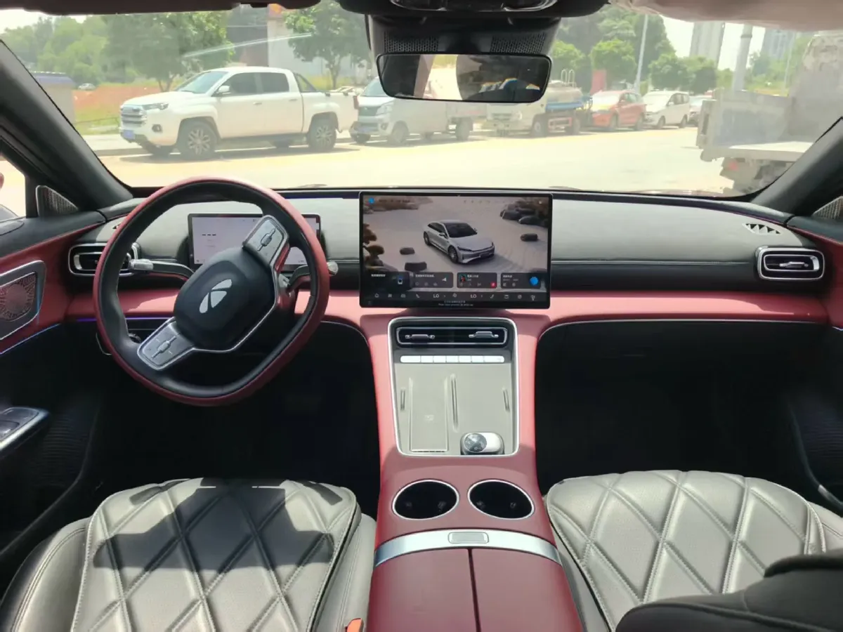 2025 Fulwin FulwinA9L 1.5T 156HP L4 1DHT PHEV,autocango,china used car exporter,china ev exporter,chinese used car exporter,chinese used ev exporter