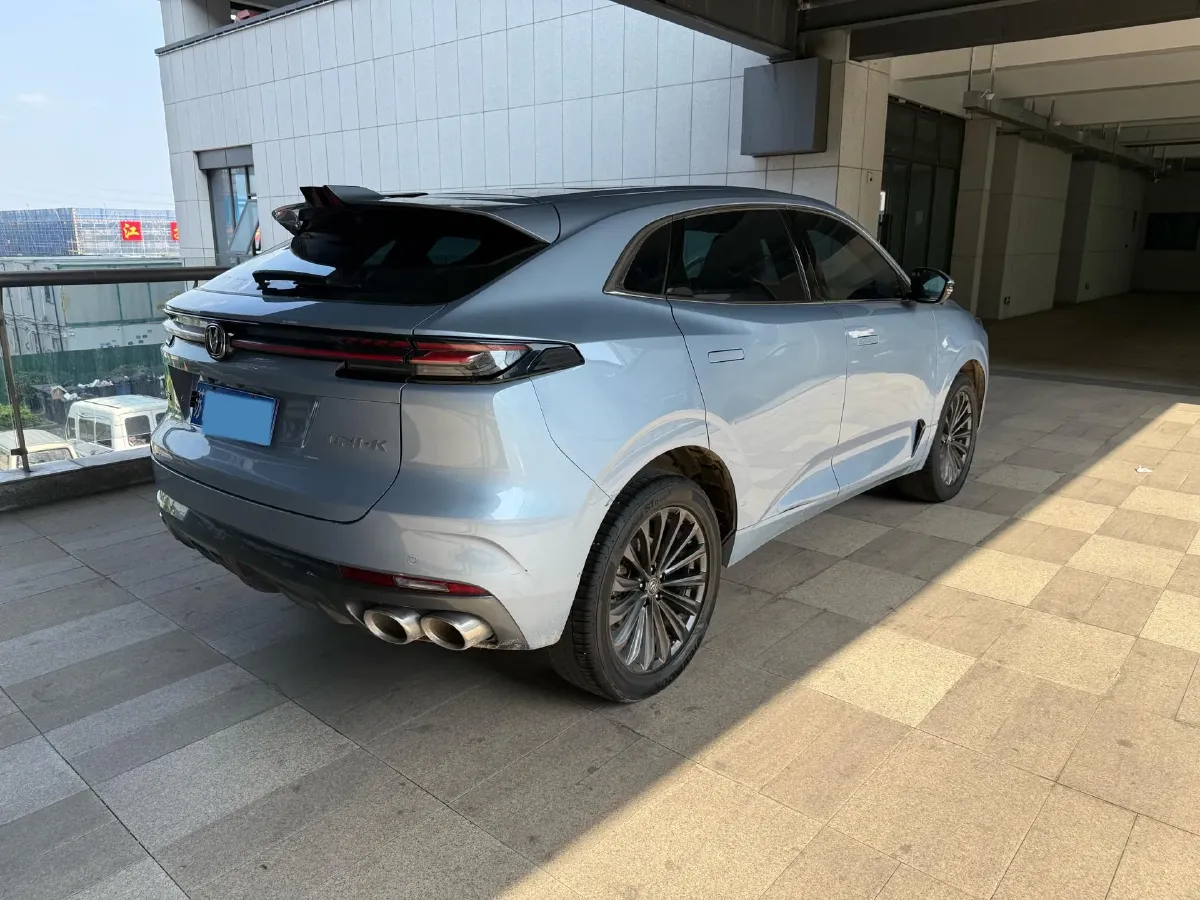 2021 ChangAn UNI-K 2.0T 233HP L4 8AT,autocango,china used car exporter,china ev exporter,chinese used car exporter,chinese used ev exporter