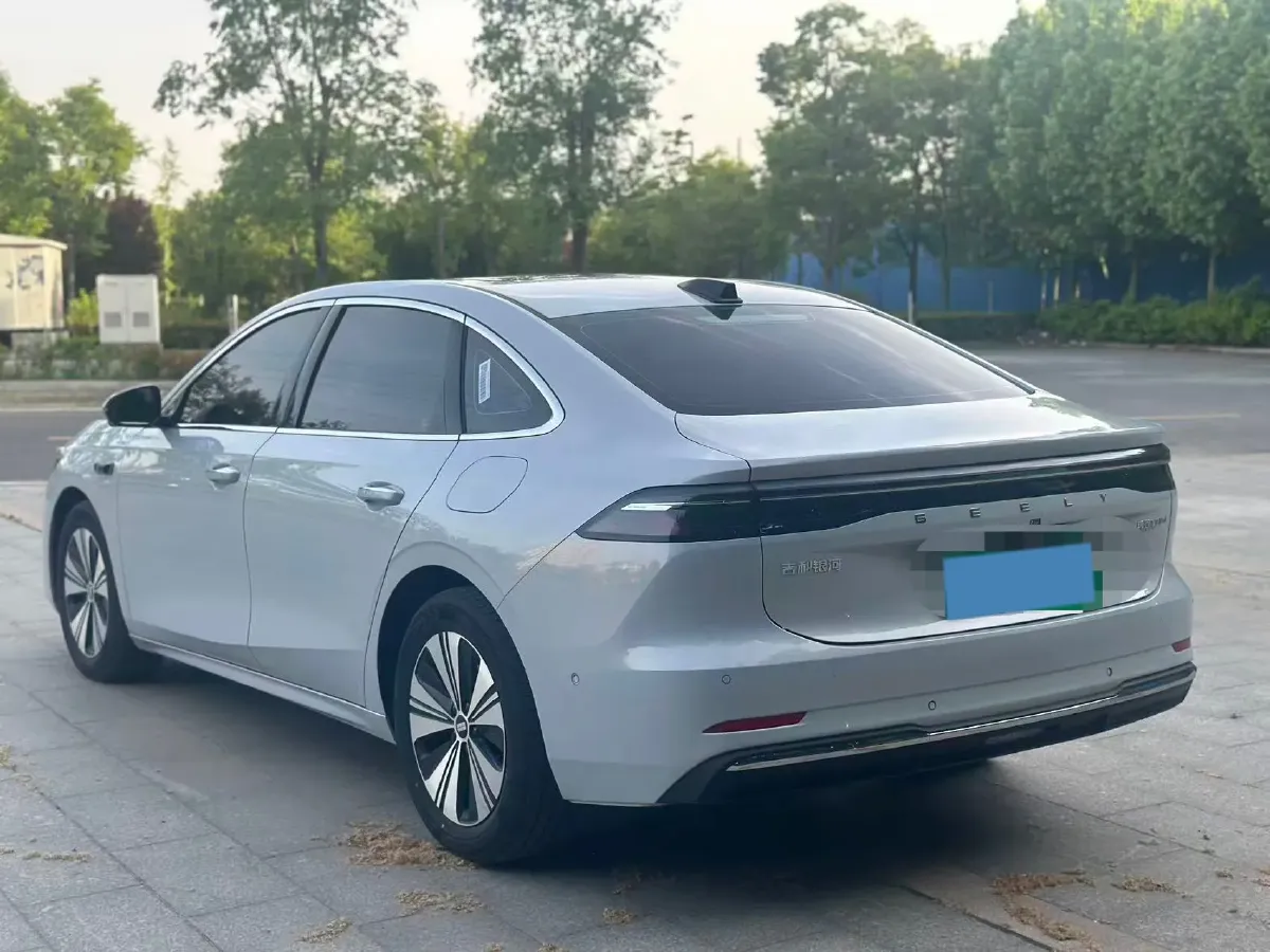 2025 Geely Galaxy A7 1.5L 112HP L4 1DHT PHEV,autocango,china used car exporter,china ev exporter,chinese used car exporter,chinese used ev exporter