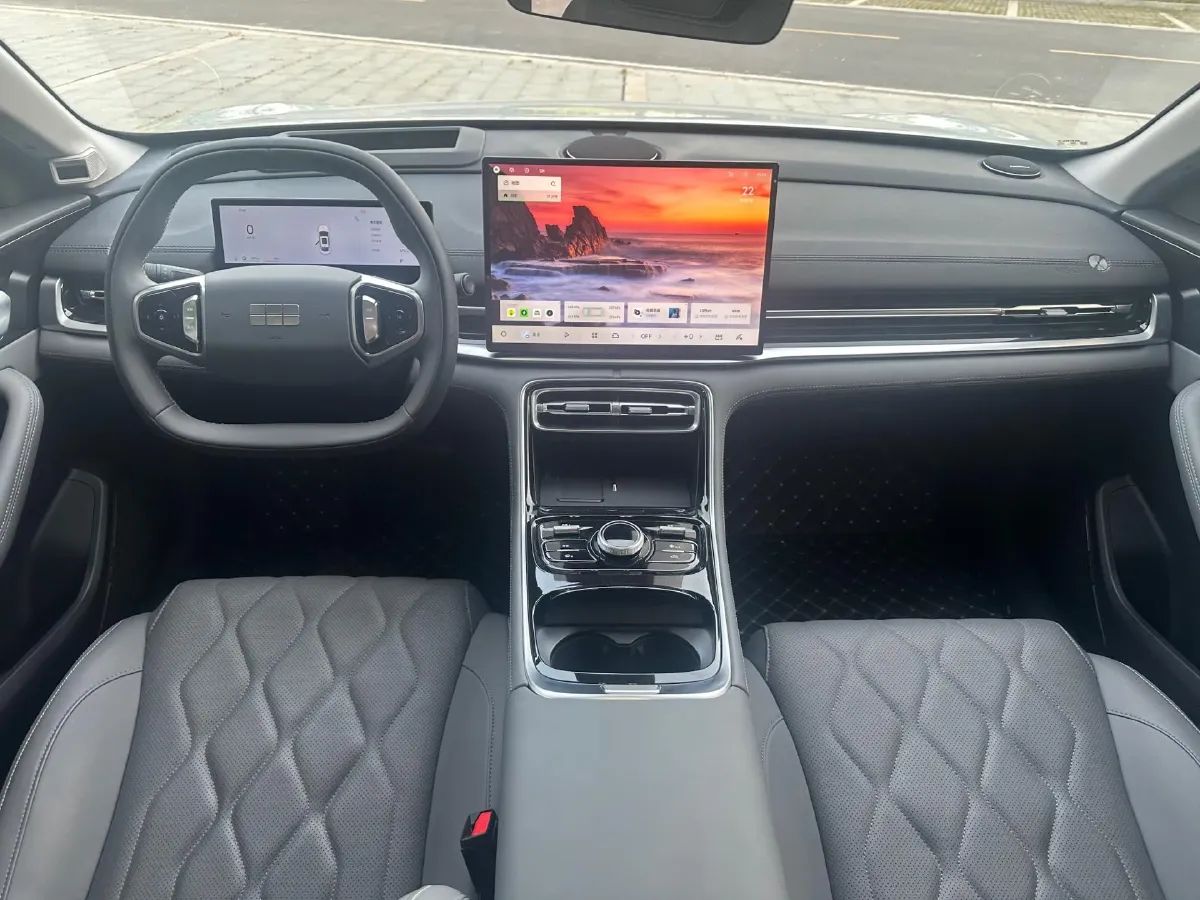2025 Geely Galaxy A7 1.5L 112HP L4 1DHT PHEV,autocango,china used car exporter,china ev exporter,chinese used car exporter,chinese used ev exporter
