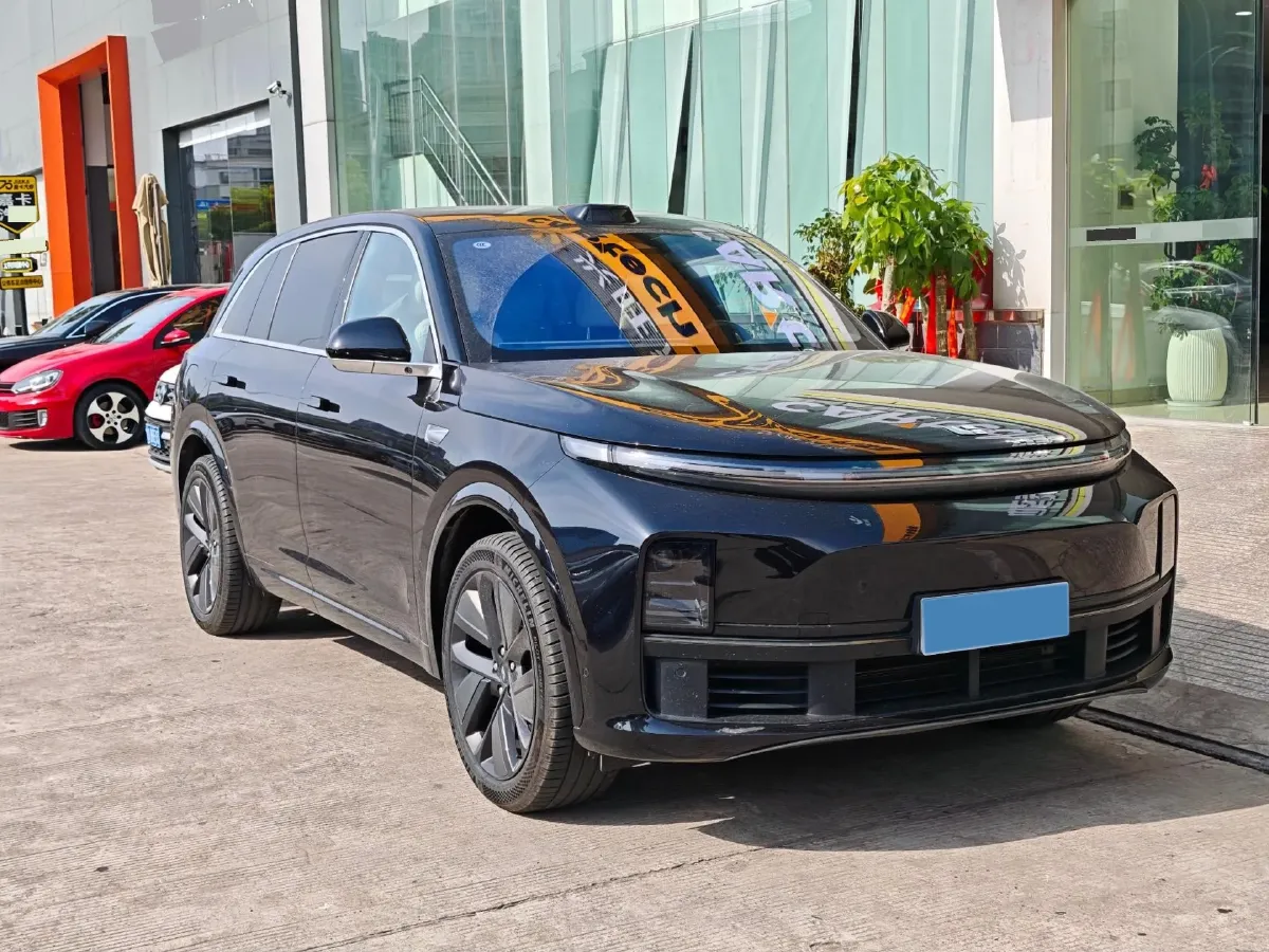 2024 Li L8 Range Extended 154HP REEV 42.8KWH,autocango,china used car exporter,china ev exporter,chinese used car exporter,chinese used ev exporter