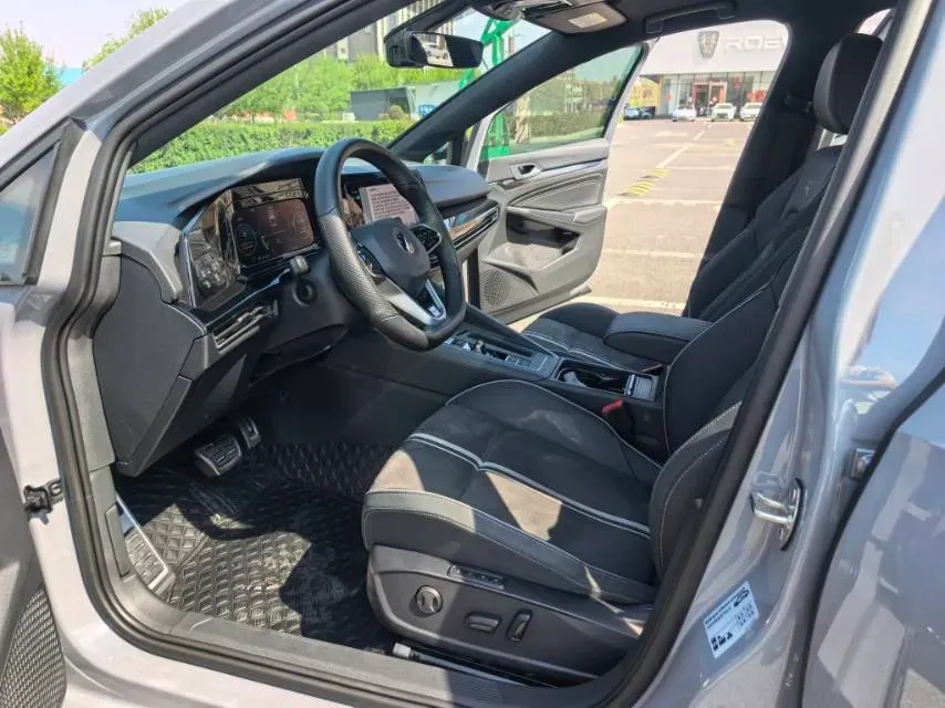 2023 Volkswagen Golf 1.4T 150HP L4 7DCT,autocango,china used car exporter,china ev exporter,chinese used car exporter,chinese used ev exporter