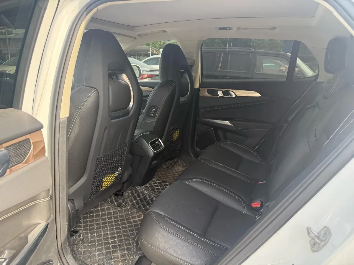 2019 Beijing BJ40 2.0T 218HP L4 6AT,autocango,china used car exporter,china ev exporter,chinese used car exporter,chinese used ev exporter