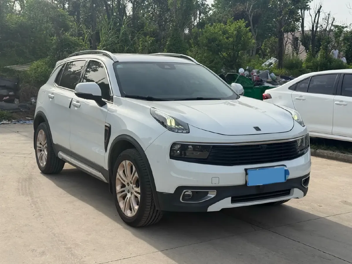 2019 Beijing BJ40 2.0T 218HP L4 6AT,autocango,china used car exporter,china ev exporter,chinese used car exporter,chinese used ev exporter