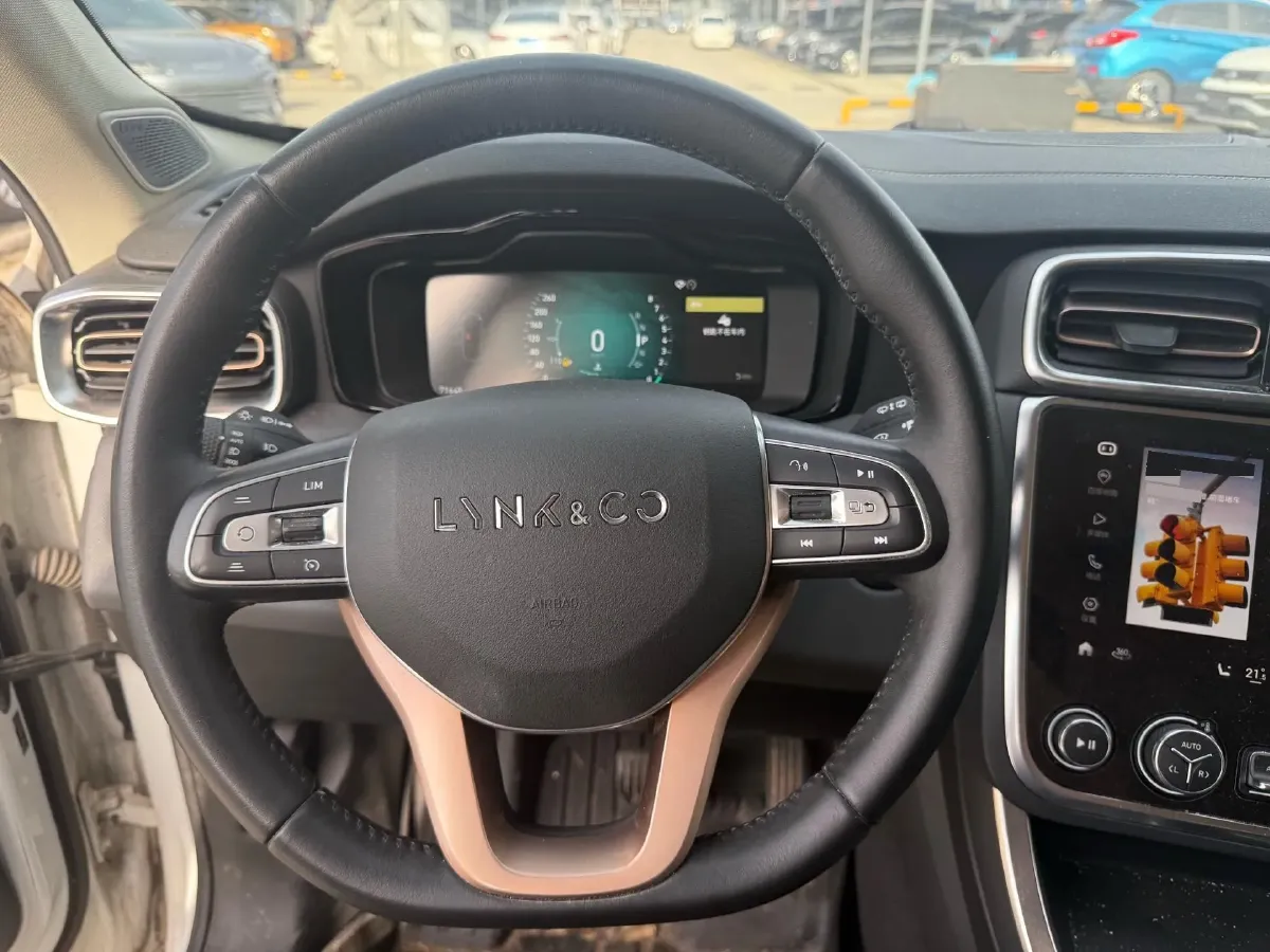 2019 Beijing BJ40 2.0T 218HP L4 6AT,autocango,china used car exporter,china ev exporter,chinese used car exporter,chinese used ev exporter