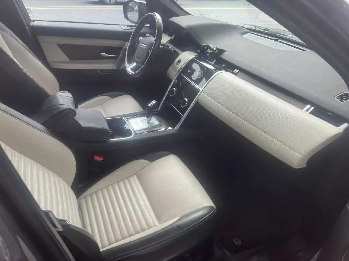 2021 Land Rover Discovery Sport 2.0T 249HP L4 9AT,autocango,china used car exporter,china ev exporter,chinese used car exporter,chinese used ev exporter