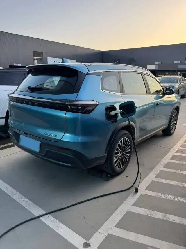 2025 Chery Tiggo8 PLUS C-DM 1.5T 156HP L4 1DHT PHEV,autocango,china used car exporter,china ev exporter,chinese used car exporter,chinese used ev exporter