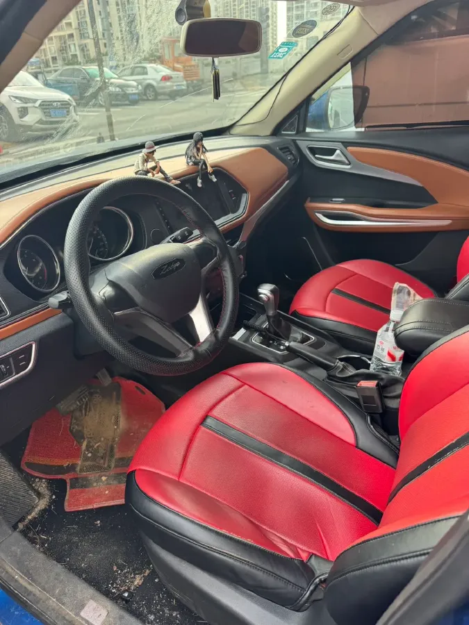 2018 Zotye T300 1.5L 112HP L4 CVT,autocango,china used car exporter,china ev exporter,chinese used car exporter,chinese used ev exporter