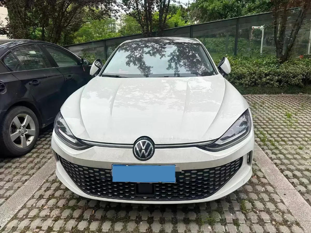 2023 Volkswagen Lamando 1.4T 150HP L4 7DCT,autocango,china used car exporter,china ev exporter,chinese used car exporter,chinese used ev exporter