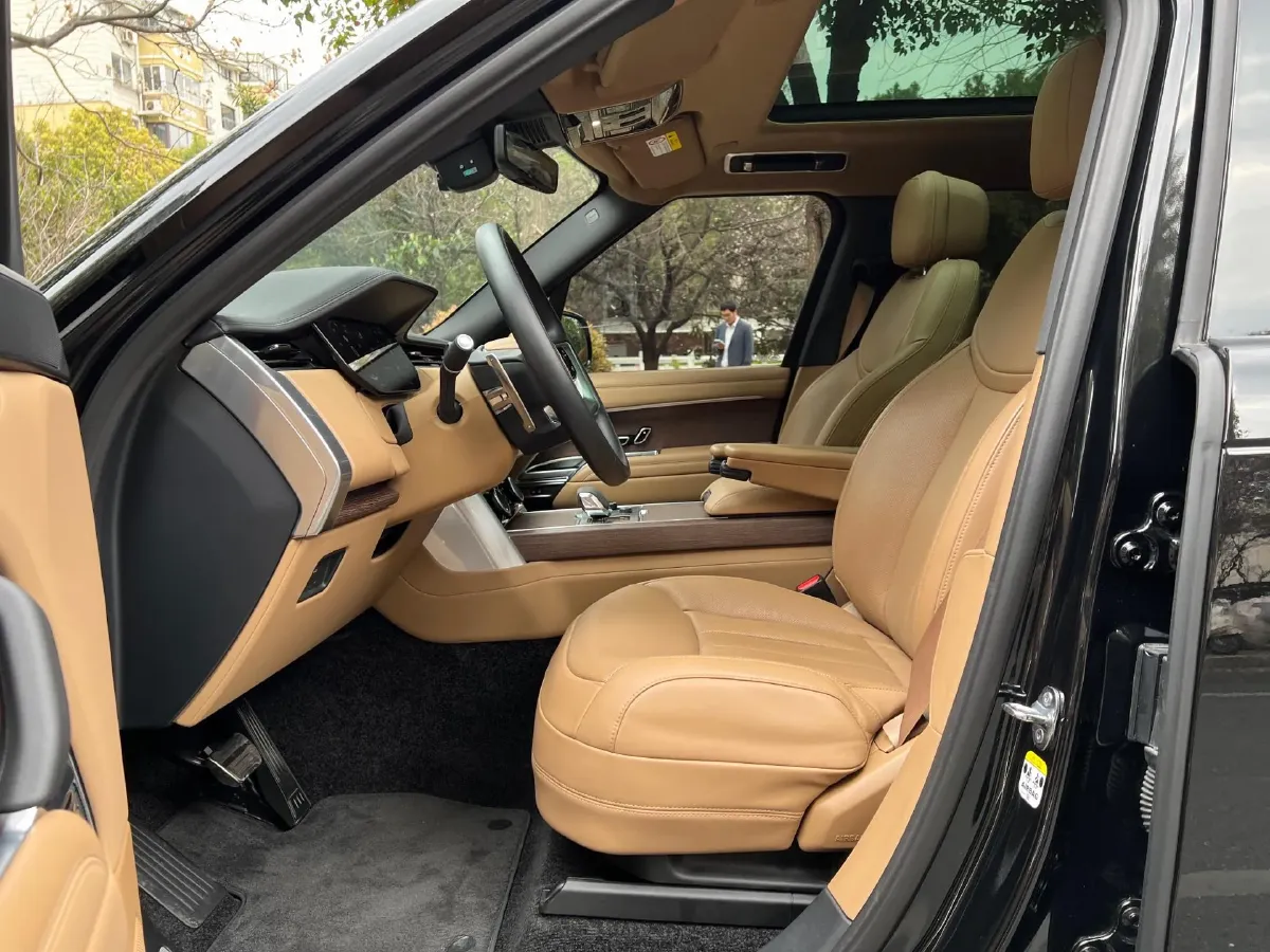 2023 Land Rover Range Rover 3.0T 360HP L6 8AT,autocango,china used car exporter,china ev exporter,chinese used car exporter,chinese used ev exporter